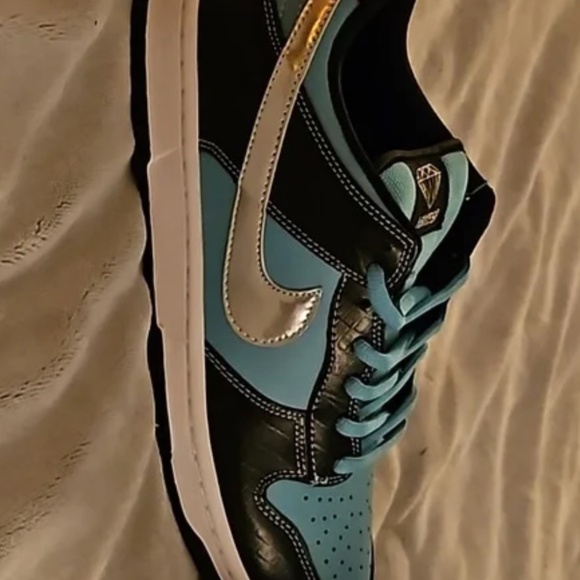 Tiffany x Nike Lowtop Dunks Size 10 - Picture 3 of 4
